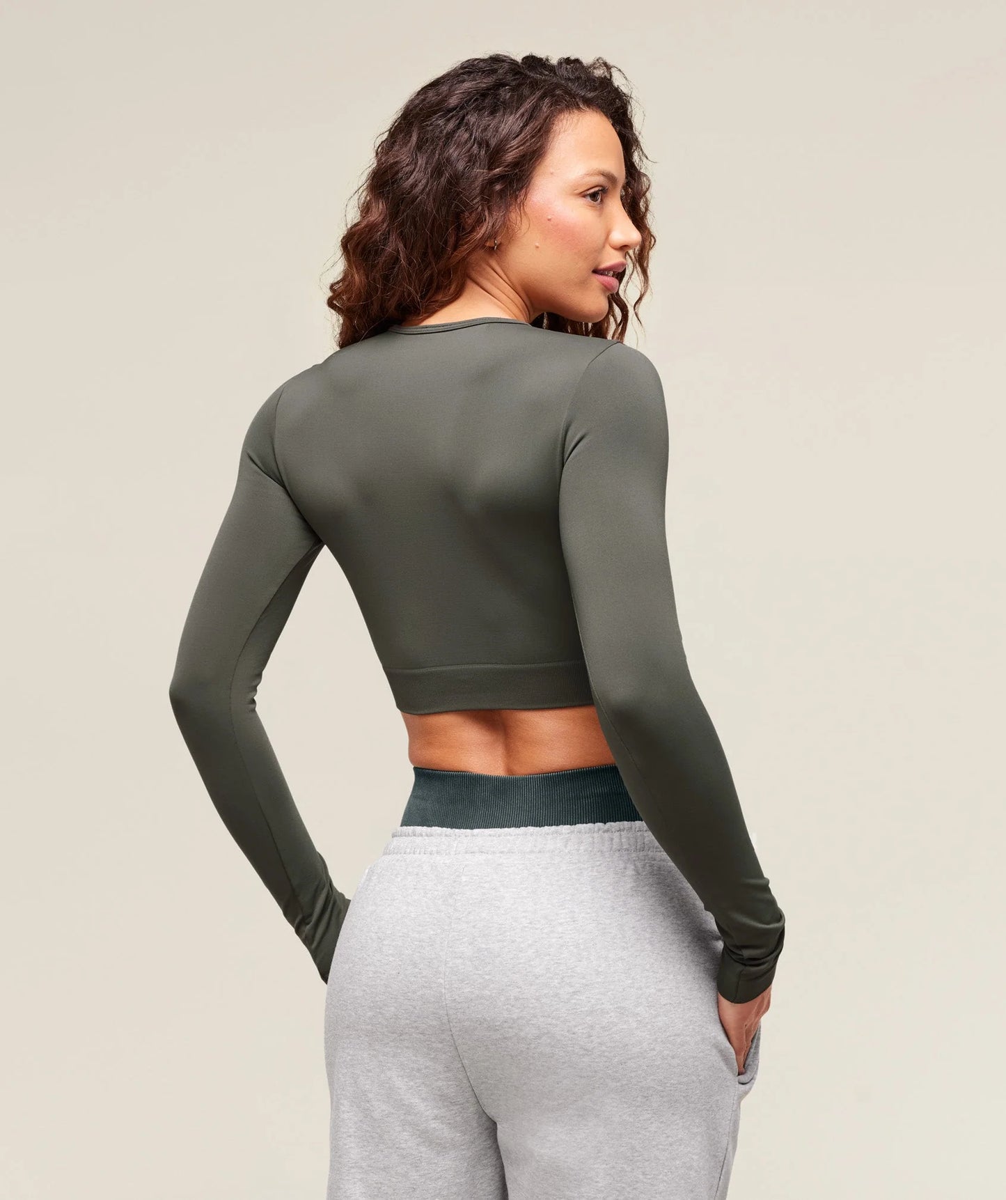 EVERYDAY SEAMLESS LONG SLEEVE CROP TOP - Green